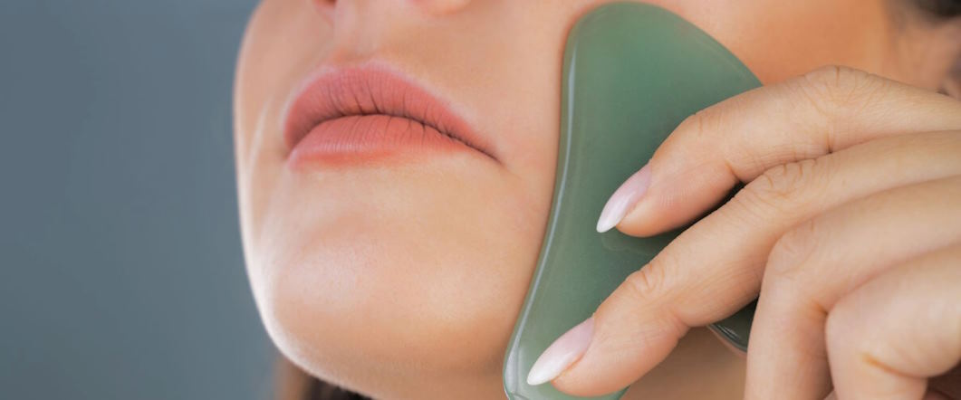 choose a facial massage tool